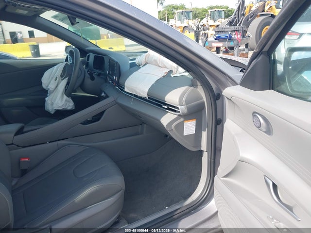 45100044 :رقم المزاد ، KMHLM4DJ9TU189381 vin ، 2026 Hyundai Elantra Hybrid Blue مزاد بيع