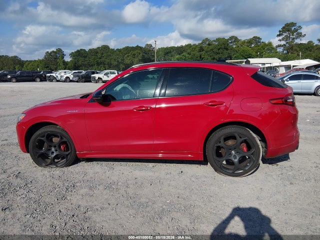 Продажа на аукционе авто 2022 Alfa Romeo Stelvio Veloce Ti Awd, vin: ZASPAKBN7N7D27999, номер лота: 45100052