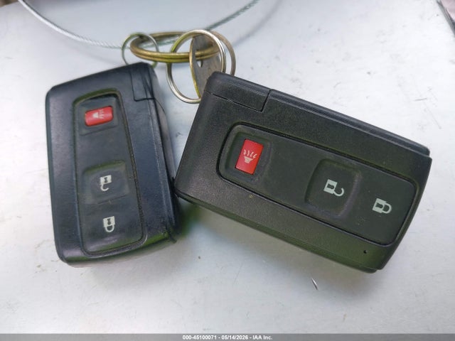 Продажа на аукционе авто 2005 Toyota Prius, vin: JTDKB22U857033003, номер лота: 45100071