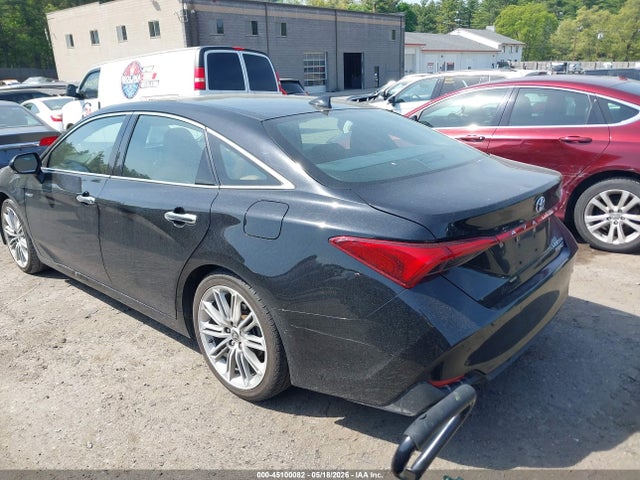 45100082 :رقم المزاد ، 4T1DA1ABXMU009335 vin ، 2021 Toyota Avalon Limited Hybrid مزاد بيع