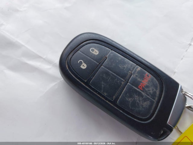 2019 Jeep Cherokee Latitude Plus Fwd მანქანა იყიდება აუქციონზე, vin: 1C4PJLLX0KD305290, აუქციონის ნომერი: 45100166