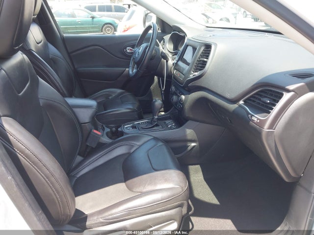 2019 Jeep Cherokee Latitude Plus Fwd მანქანა იყიდება აუქციონზე, vin: 1C4PJLLX0KD305290, აუქციონის ნომერი: 45100166