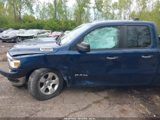 Продажа на аукционе авто 2020 Ram 1500 Big Horn  4x4 6'4 Box, vin: 1C6SRFBT8LN190489, номер лота: 45100232