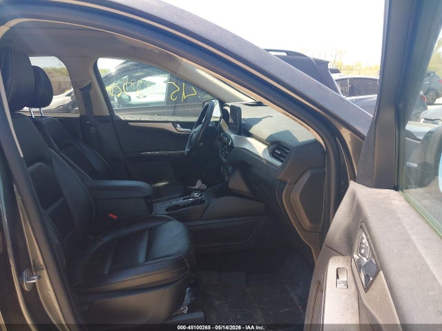 45100265 :رقم المزاد ، 1FMCU9BZXLUA61169 vin ، 2020 Ford Escape Se Sport Hybrid مزاد بيع