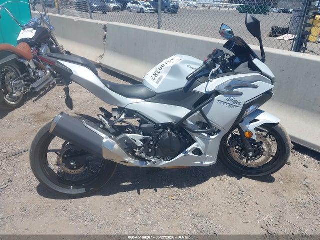 2025 Kawasaki Ex500 მანქანა იყიდება აუქციონზე, vin: ML5EXGG10SDA58997, აუქციონის ნომერი: 45100287
