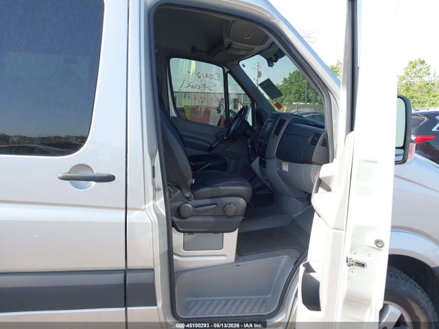 45100293 :رقم المزاد ، 8BRPE7CD0JE158963 vin ، 2018 Mercedes-benz Sprinter 2500 Standard Roof V6 مزاد بيع