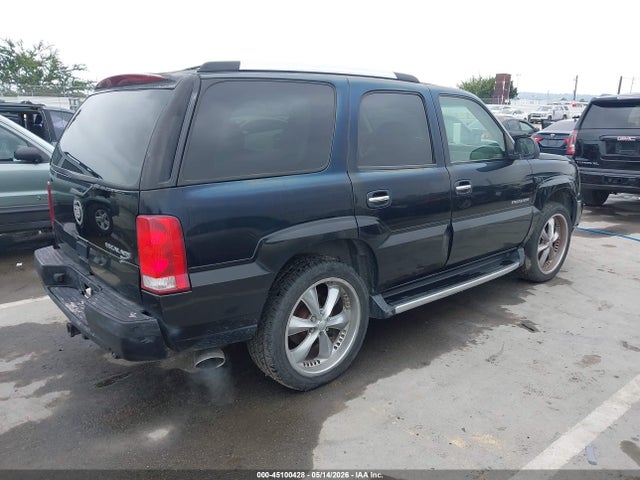 2002 Cadillac Escalade Standard მანქანა იყიდება აუქციონზე, vin: 1GYEK63N02R180485, აუქციონის ნომერი: 45100428
