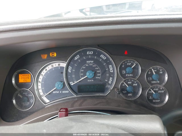 2002 Cadillac Escalade Standard მანქანა იყიდება აუქციონზე, vin: 1GYEK63N02R180485, აუქციონის ნომერი: 45100428