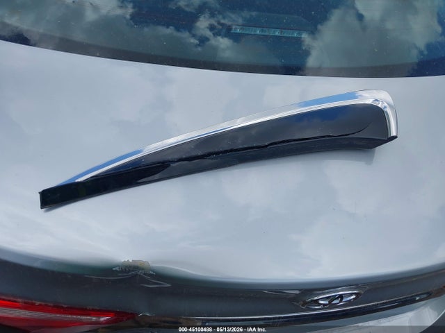 45100488 :رقم المزاد ، 4T1BF1FK7HU335777 vin ، 2017 Toyota Camry Le مزاد بيع