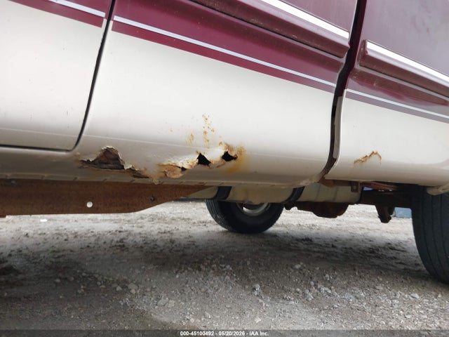 45100492 :رقم المزاد ، 1FTZX1769WKB89246 vin ، 1998 Ford F-150 Lariat/standard/xl/xlt مزاد بيع