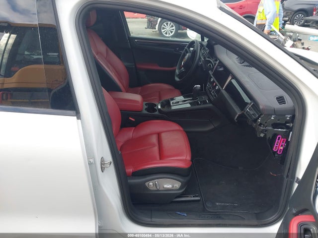 Продажа на аукционе авто 2025 Porsche Macan T, vin: WP1AA2A57SLB04590, номер лота: 45100494