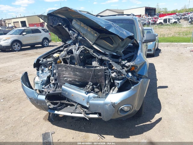 45100501 :رقم المزاد ، 1FMCU9DG3AKB64552 vin ، 2010 Ford Escape Xlt مزاد بيع