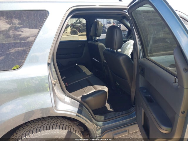 45100501 :رقم المزاد ، 1FMCU9DG3AKB64552 vin ، 2010 Ford Escape Xlt مزاد بيع