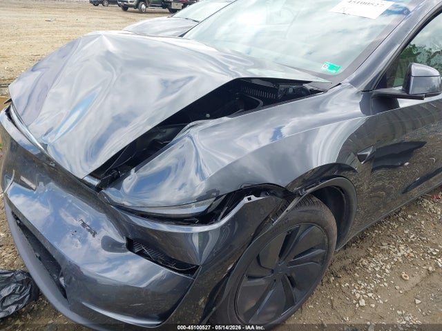 Продаж на аукціоні авто 2026 Tesla Model Y All-wheel Drive/long Range Launch Series/premium All-wheel Drive, vin: 7SAYGDEE1TA614622, номер лоту: 45100527