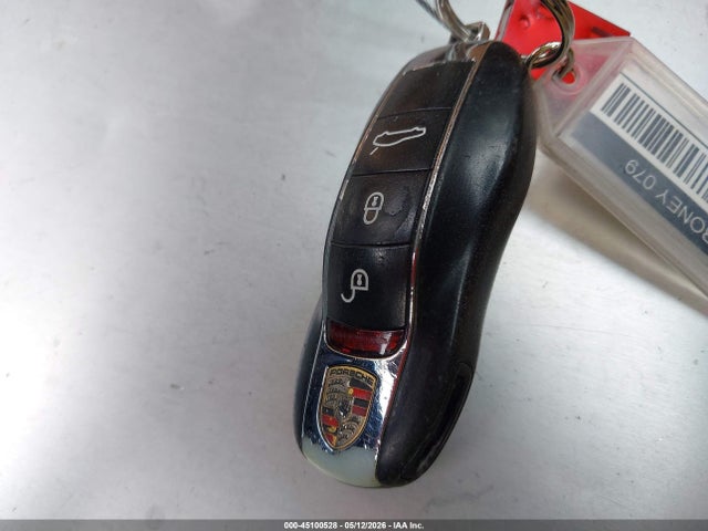 45100528 :رقم المزاد ، WP0AA2A77EL014055 vin ، 2014 Porsche Panamera 4 مزاد بيع