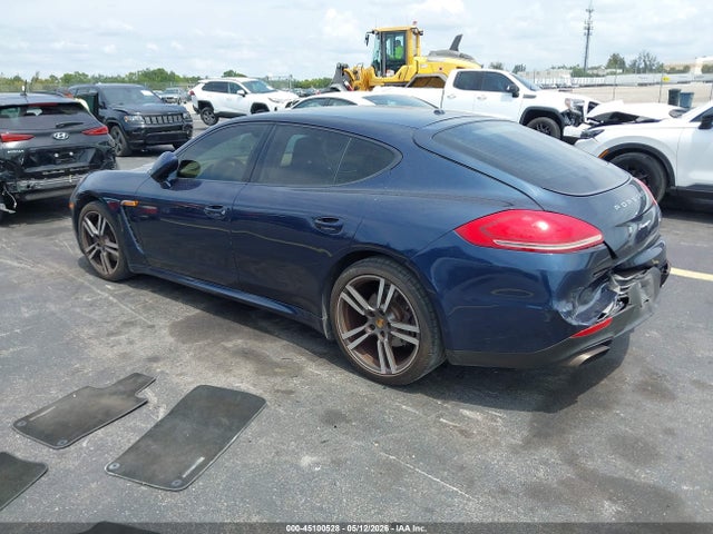 45100528 :رقم المزاد ، WP0AA2A77EL014055 vin ، 2014 Porsche Panamera 4 مزاد بيع