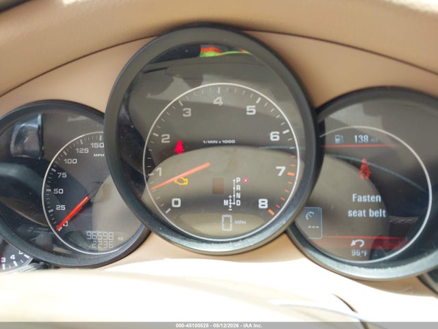 45100528 :رقم المزاد ، WP0AA2A77EL014055 vin ، 2014 Porsche Panamera 4 مزاد بيع