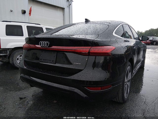 WAU2DAGH6SA016275 Audi A6 E-tron Premium Plus