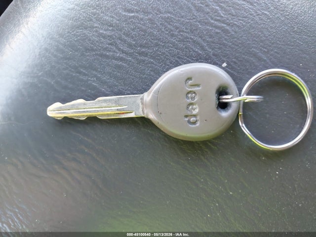 45100540 :رقم المزاد ، 1J4GW58N9YC263098 vin ، 2000 Jeep Grand Cherokee Limited مزاد بيع