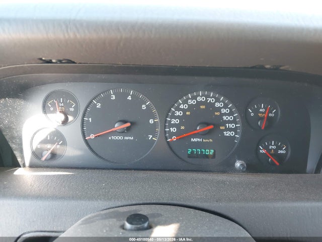 45100540 :رقم المزاد ، 1J4GW58N9YC263098 vin ، 2000 Jeep Grand Cherokee Limited مزاد بيع