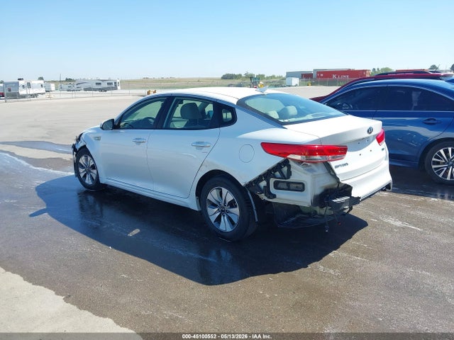 2017 Kia Optima Hybrid მანქანა იყიდება აუქციონზე, vin: KNAGT4LE4H5019375, აუქციონის ნომერი: 45100552