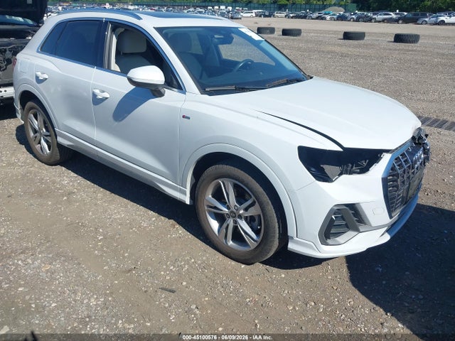 Продаж на аукціоні авто 2022 Audi Q3 Premium Plus 45 Tfsi S Line Quattro Tiptronic, vin: WA1EECF34N1048137, номер лоту: 45100576