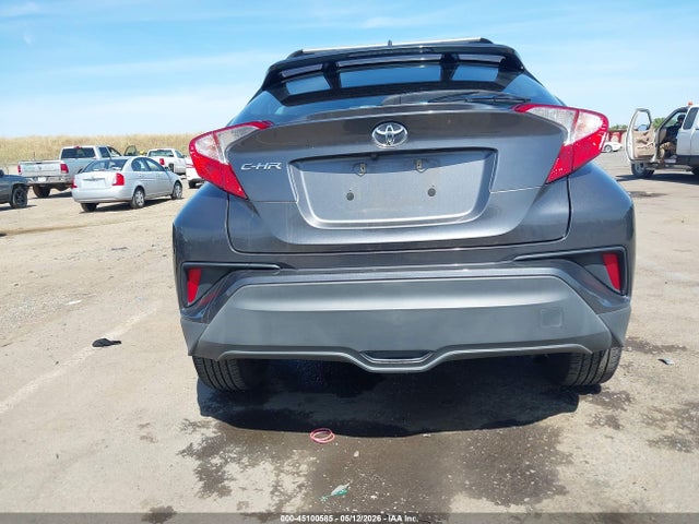 Toyota C-HR XLE 2018 NMTKHMBX2JR053881 Image 16