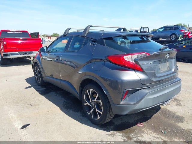 Toyota C-HR XLE 2018 NMTKHMBX2JR053881 Image 3