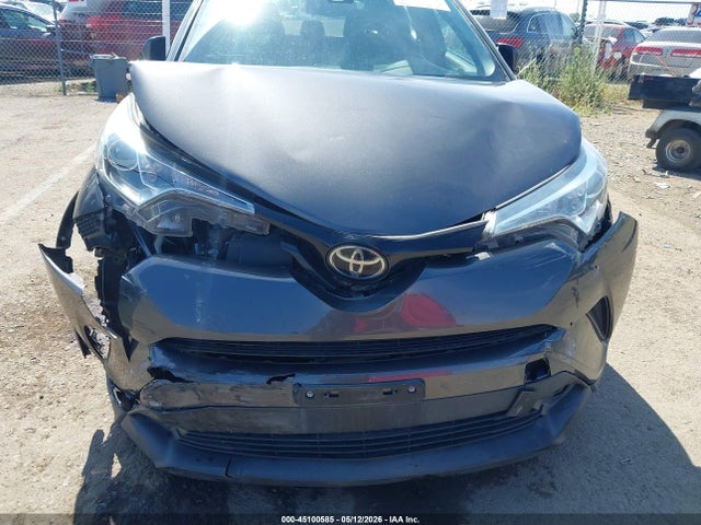 Toyota C-HR XLE 2018 NMTKHMBX2JR053881 Image 6