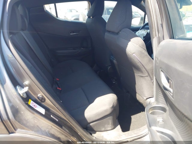 Toyota C-HR XLE 2018 NMTKHMBX2JR053881 Image 8