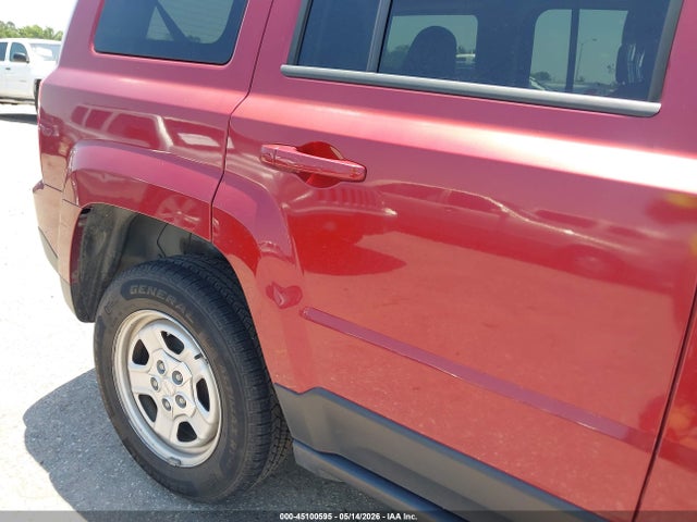 45100595 :رقم المزاد ، 1C4NJPBA3GD810873 vin ، 2016 Jeep Patriot Sport مزاد بيع