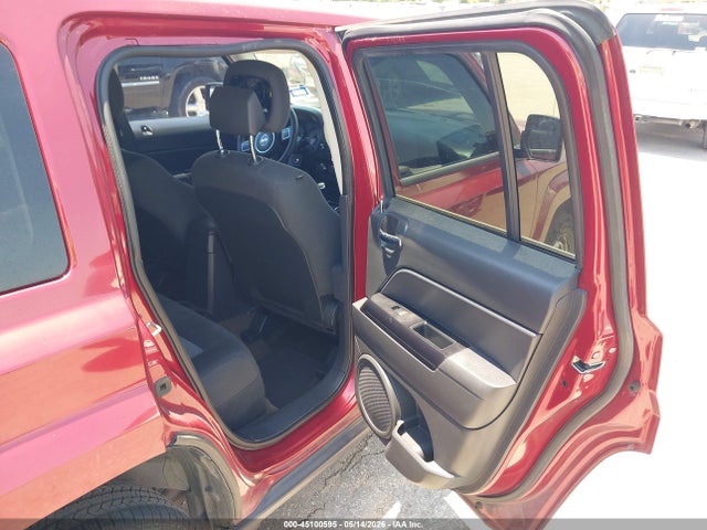 45100595 :رقم المزاد ، 1C4NJPBA3GD810873 vin ، 2016 Jeep Patriot Sport مزاد بيع