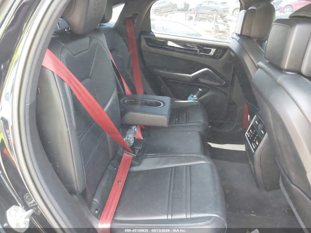 45100635 :رقم المزاد ، WP1BA2AY3MDA42178 vin ، 2021 Porsche Cayenne Coupe مزاد بيع