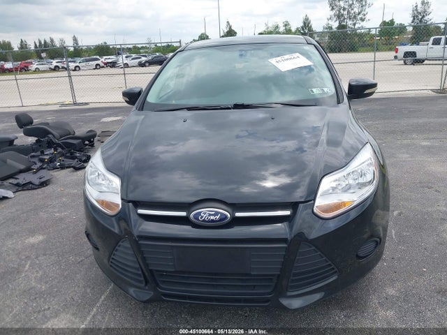 45100664 :رقم المزاد ، 1FADP3K23EL195598 vin ، 2014 Ford Focus Se مزاد بيع