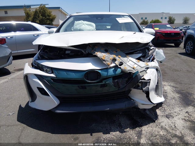 Toyota Prius Prime Plus 2017 JTDKARFPXH3000676 Image 11