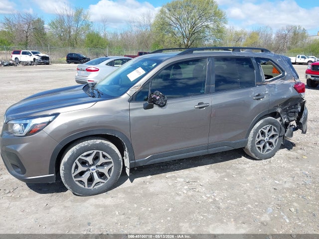 JF2SKAJC9LH489572 Subaru Forester Premium