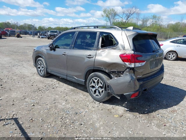 JF2SKAJC9LH489572 Subaru Forester Premium