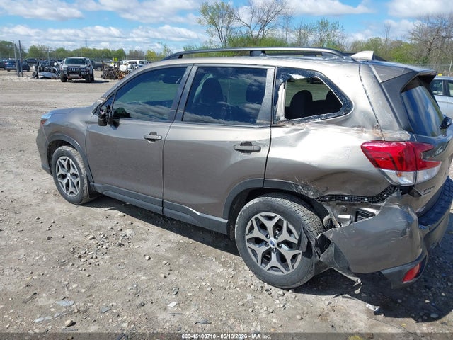 JF2SKAJC9LH489572 Subaru Forester Premium