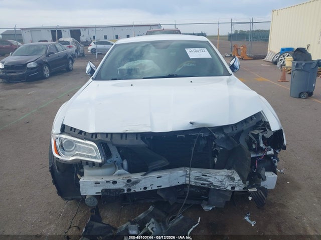 Aukcja sprzedaży 2014 Chrysler 300c Awd, vin: 2C3CCAKG3EH285319, numer aukcji: 45100744