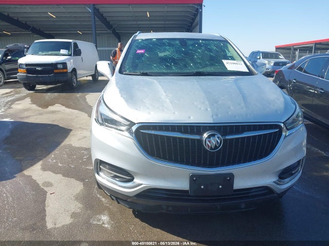 45100821 :رقم المزاد ، 5GAERBKW6JJ201889 vin ، 2018 Buick Enclave Essence مزاد بيع