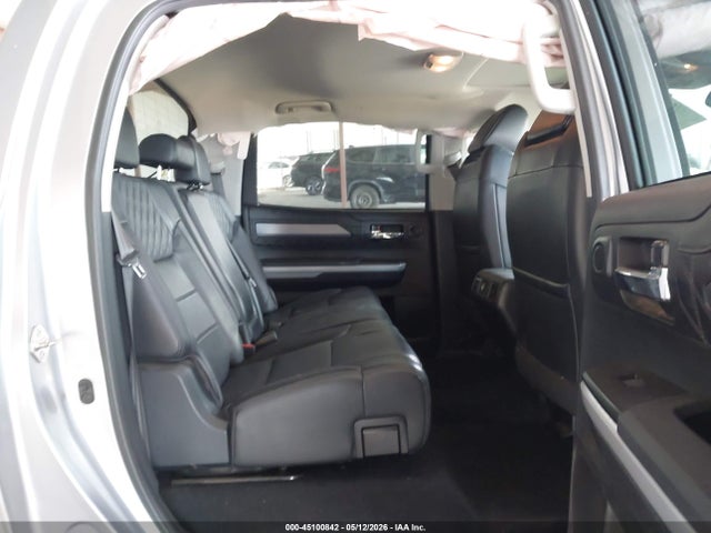 Продаж на аукціоні авто 2018 Toyota Tundra Platinum 5.7l V8, vin: 5TFAY5F12JX701738, номер лоту: 45100842