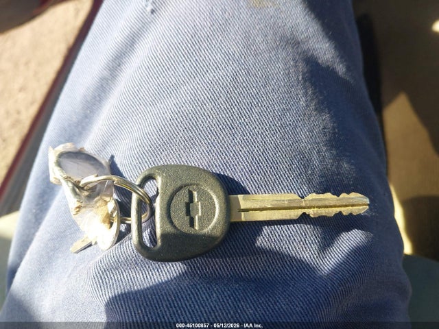45100857 :رقم المزاد ، 1GCDT196258189426 vin ، 2005 Chevrolet Colorado مزاد بيع