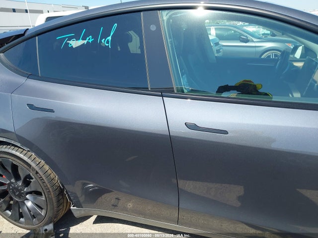 45100860 :رقم المزاد ، 7SAYGDEF5PF668944 vin ، 2023 Tesla Model Y Performance Dual Motor All-wheel Drive مزاد بيع