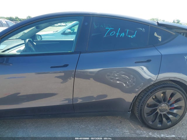 45100860 :رقم المزاد ، 7SAYGDEF5PF668944 vin ، 2023 Tesla Model Y Performance Dual Motor All-wheel Drive مزاد بيع