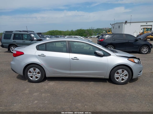 45100864 :رقم المزاد ، KNAFK4A67G5527901 vin ، 2016 Kia Forte Lx مزاد بيع