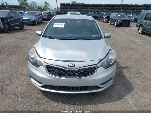 45100864 :رقم المزاد ، KNAFK4A67G5527901 vin ، 2016 Kia Forte Lx مزاد بيع