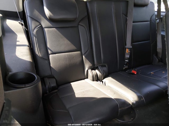 45100885 :رقم المزاد ، 1GNSCJKC6FR523287 vin ، 2015 Chevrolet Suburban 1500 Lt مزاد بيع