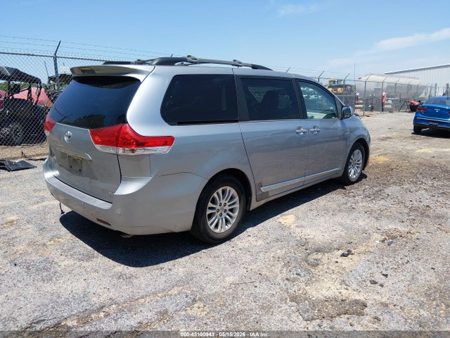 Aukcja sprzedaży 2013 Toyota Sienna Xle V6 8 Passenger, vin: 5TDYK3DC6DS322406, numer aukcji: 45100943