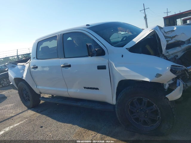 45100980 :رقم المزاد ، 5TFEW5F15GX206482 vin ، 2016 Toyota Tundra Sr5 5.7l V8 مزاد بيع