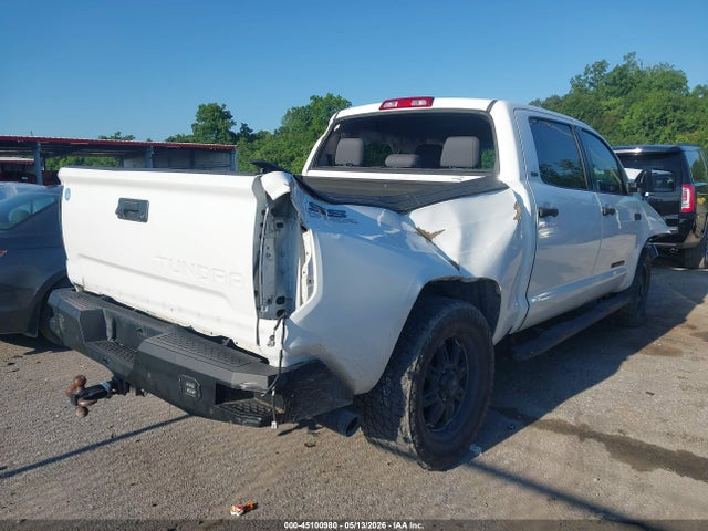 45100980 :رقم المزاد ، 5TFEW5F15GX206482 vin ، 2016 Toyota Tundra Sr5 5.7l V8 مزاد بيع